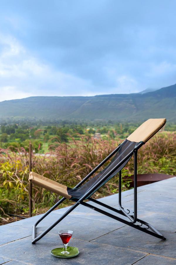 Saffronstays Zen, Igatpuri - Lake-View Villa With Indoor And Outdoor Games Exterior foto