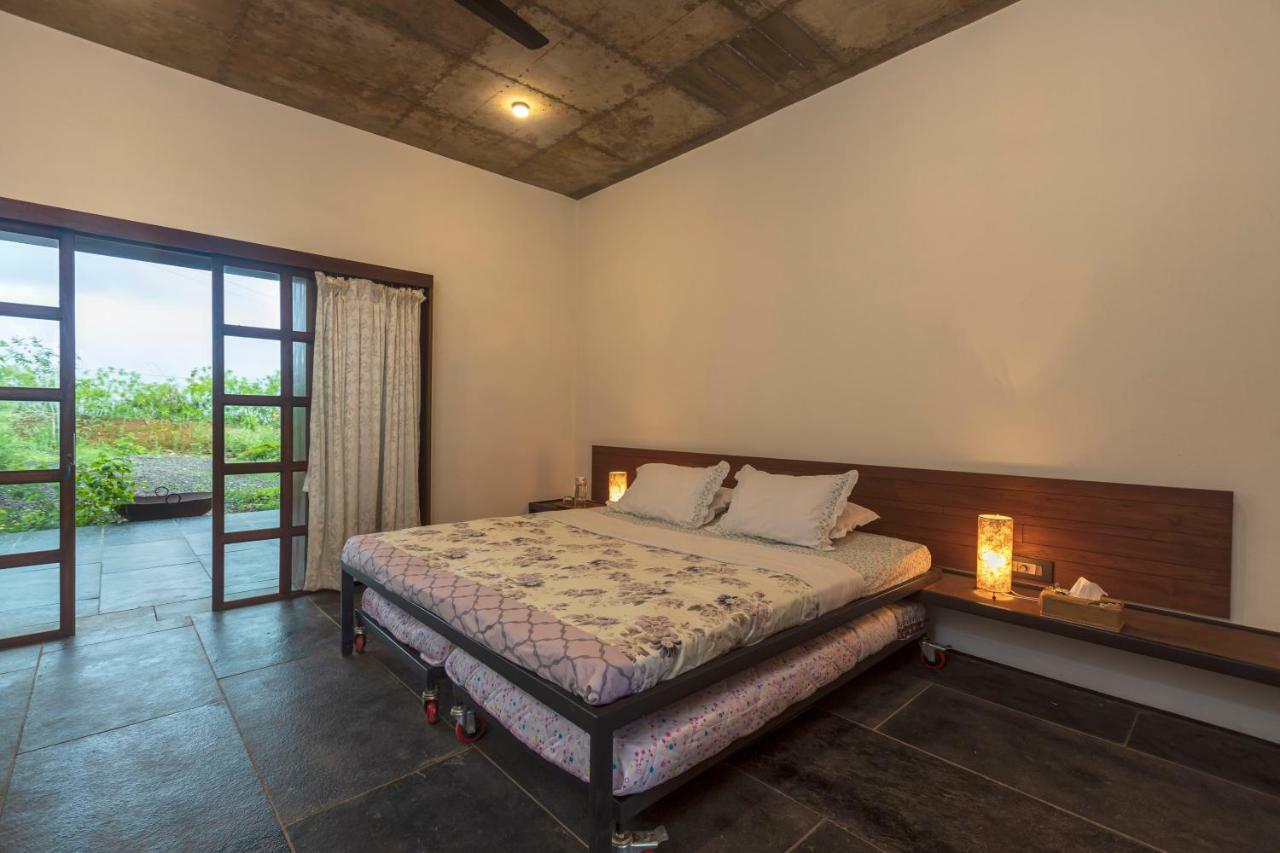 Saffronstays Zen, Igatpuri - Lake-View Villa With Indoor And Outdoor Games Exterior foto